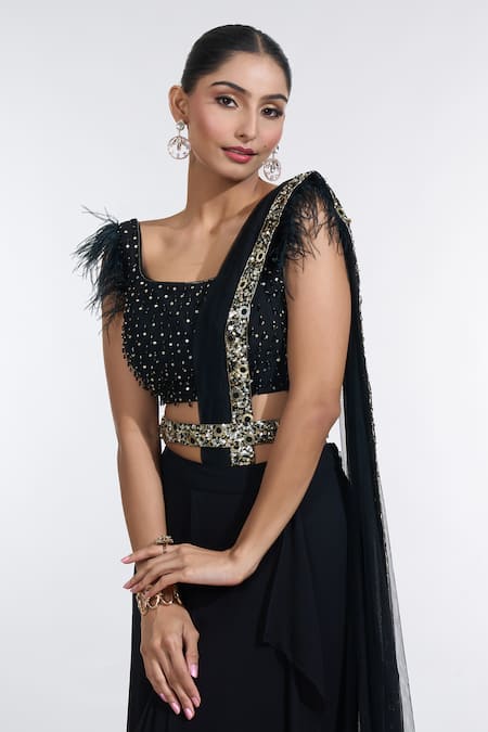 Buy_Meenagurnam_Black Net, Georgette Glitzy Border Embellished Pre-draped Skirt Saree Set 