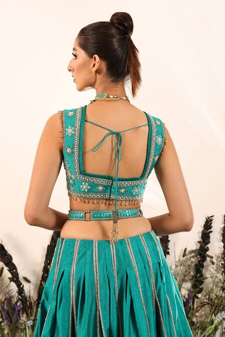 Shop_Nayna Kapoor_Green Organza, Georgette Embroidery, Sequins V-neck Box Pleat Lehenga Set _at_Aza_Fashions