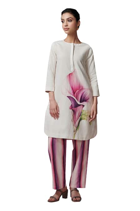 Dressfolk_Ivory Linen, Cotton Round Neck Floral Digital Printed Kurta And Pant Set_at_Aza_Fashions