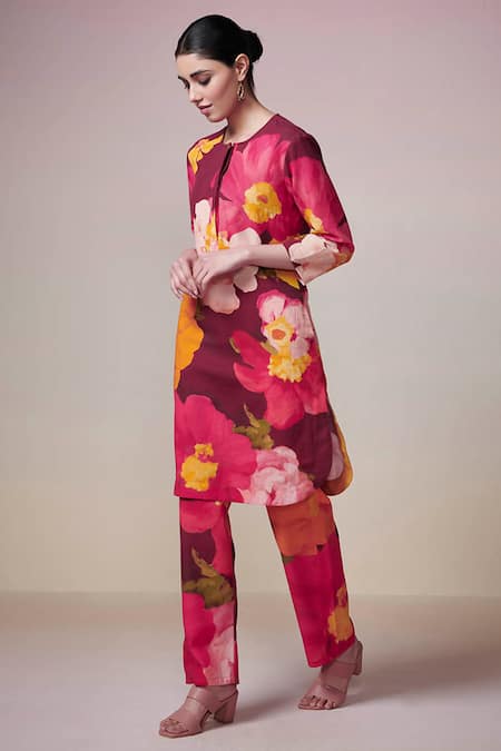 Dressfolk Maroon Linen, Cotton Round Neck Floral Print Kurta And Pant Set Online at Aza Fashions Dressfolk_Maroon Linen, Cotton Round Neck Floral Print Kurta And Pant Set _Online_at_Aza_Fashions
