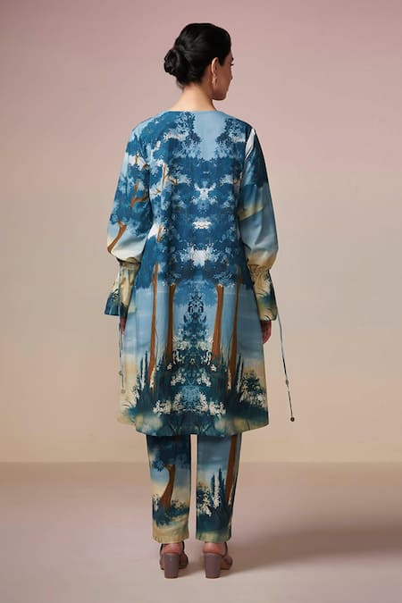 Shop Dressfolk Blue Cotton Split V-neck Digital Printed Kurta And Pant Set at Aza Fashions Shop_Dressfolk_Blue Cotton Split V-neck Digital Printed Kurta And Pant Set_at_Aza_Fashions