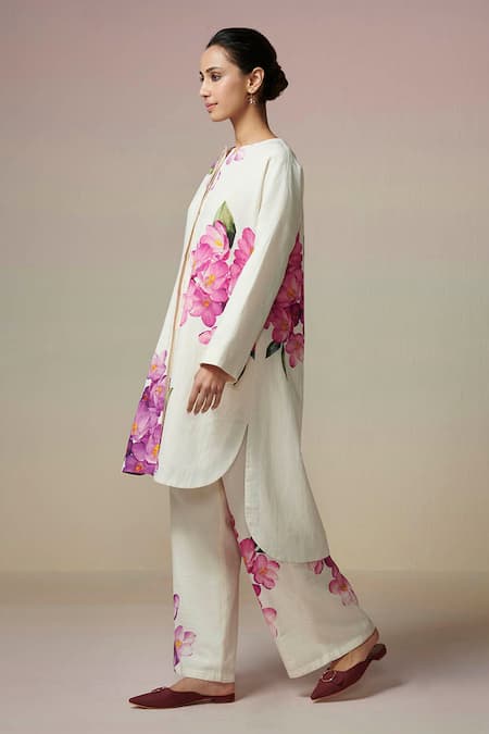 Shop_Dressfolk_Ivory Linen, Cotton Round Neck Floral Digital Printed Kurta And Pant Set_Online_at_Aza_Fashions
