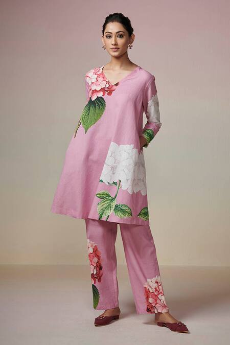 Shop_Dressfolk_Pink Linen, Cotton Embroidery V-neck Floral Digital Printed Kurta Set_Online_at_Aza_Fashions