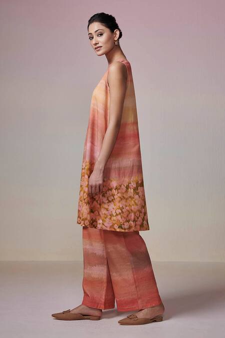 Shop_Dressfolk_Multi Color Linen, Cotton V-neck Floral Digital Printed Kurta And Pant Set_Online_at_Aza_Fashions