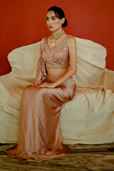 Pavone By Akanksha Chopra_Gold Satin Sequins, Cut Work, Mirrors V-neck Solid Pre-draped Saree With Blouse _Online_at_Aza_Fashions