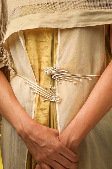 Suhani Pittie Silver Pearls Embellished Firecracker Waistbelt 