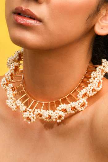 Suhani Pittie Pearl Bunch Sensational Choker