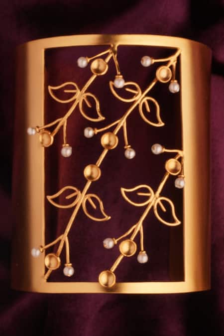 Buy_Suhani Pittie_Gold Plated Pearls Fern Carved Cutwork Cuff _Online_at_Aza_Fashions