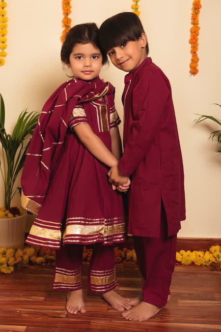 Pomcha Jaipur_Wine Cotton Gota Patti Lace Work Kurta With Pant _Online_at_Aza_Fashions