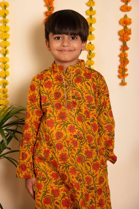 Shop Pomcha Jaipur Yellow Cotton Embroidery, Gota Patti Darpan Hand Block Print Kurta With Pant Online at Aza Fashions Shop_Pomcha Jaipur_Yellow Cotton Embroidery, Gota Patti Darpan Hand Block Print Kurta With Pant _Online_at_Aza_Fashions