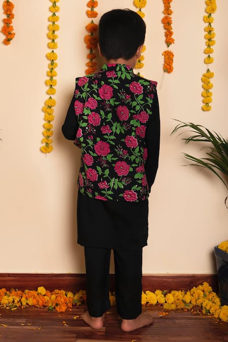 Shop Pomcha Jaipur Black Cotton, Rayon Floral Block Print Bundi Set at Aza Fashions Shop_Pomcha Jaipur_Black Cotton, Rayon Floral Block Print Bundi Set _at_Aza_Fashions