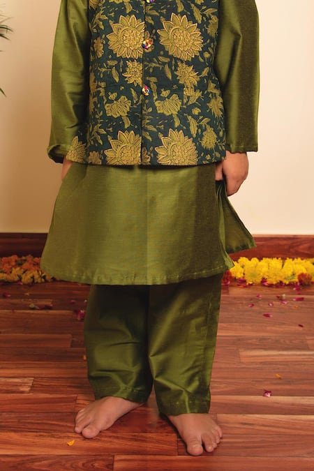 Shop_Pomcha Jaipur_Green , Satin, Silk Embroidery Floral Hand Block Printed Kurta Set _Online_at_Aza_Fashions