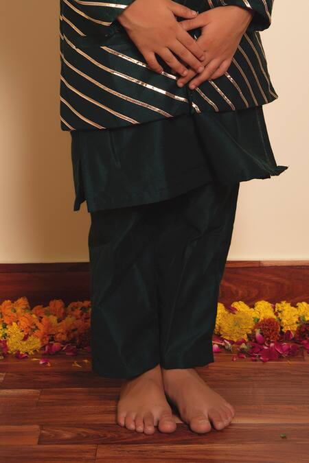 Shop Pomcha Jaipur Green Cotton, Silk Gota Patti Hand Embroidered Bundi Kurta Set Online at Aza Fashions Shop_Pomcha Jaipur_Green Cotton, Silk Gota Patti Hand Embroidered Bundi Kurta Set _Online_at_Aza_Fashions