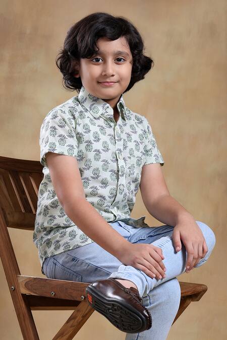 Buy_Pomcha Jaipur_Grey Cotton Bachpan Parikshit Block Print Shirt _Online_at_Aza_Fashions