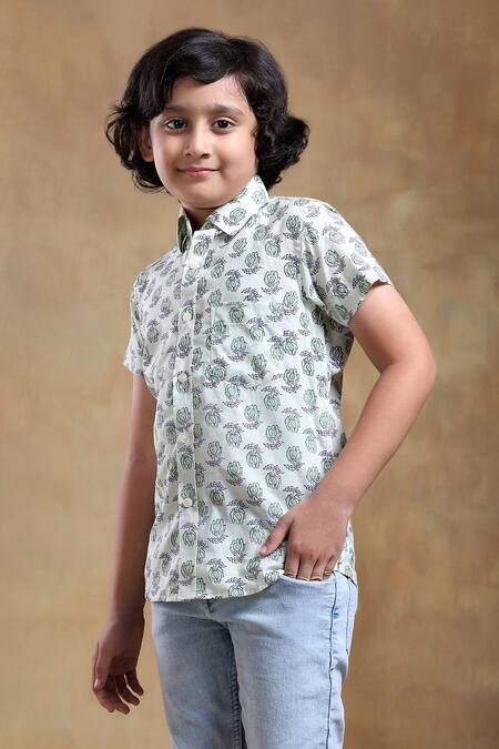Pomcha Jaipur_Grey Cotton Bachpan Parikshit Block Print Shirt _at_Aza_Fashions