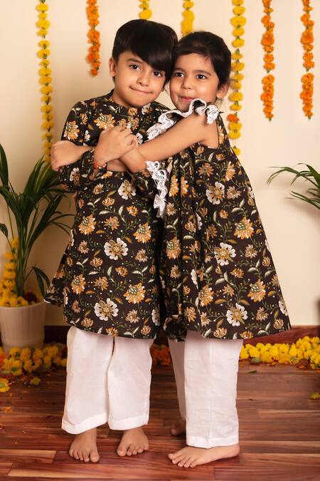 Pomcha Jaipur Brown Cotton Embroidery Roop Rang Hand Block Print Kurta Pant Set Online at Aza Fashions Pomcha Jaipur_Brown Cotton Embroidery Roop Rang Hand Block Print Kurta Pant Set _Online_at_Aza_Fashions