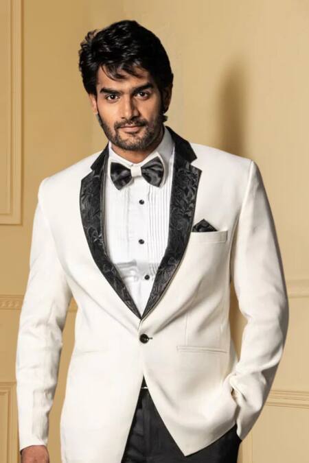 Hilo Design_White Cotton Embroidery Lapel Blazer _Online_at_Aza_Fashions