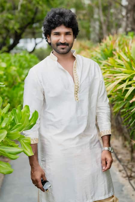 Shop_Hilo Design_Off White Silk Embroidery Mayur Neck Kurta With Dhoti Pant _Online_at_Aza_Fashions