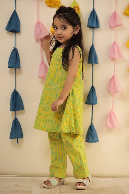 Tiny Colour Yellow Cotton Block Printed Kurta And Pant Co-ord Set Online at Aza Fashions Tiny Colour_Yellow Cotton Block Printed Kurta And Pant Co-ord Set _Online_at_Aza_Fashions