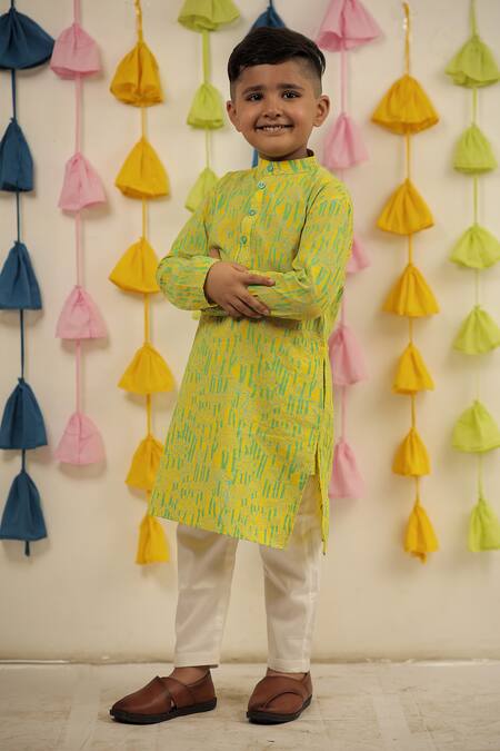 Shop Tiny Colour Yellow Muslin, Cotton Embroidery Hand Block Print Kurta And Pyjama Co-ord Set Online at Aza Fashions Shop_Tiny Colour_Yellow Muslin, Cotton Embroidery Hand Block Print Kurta And Pyjama Co-ord Set _Online_at_Aza_Fashions