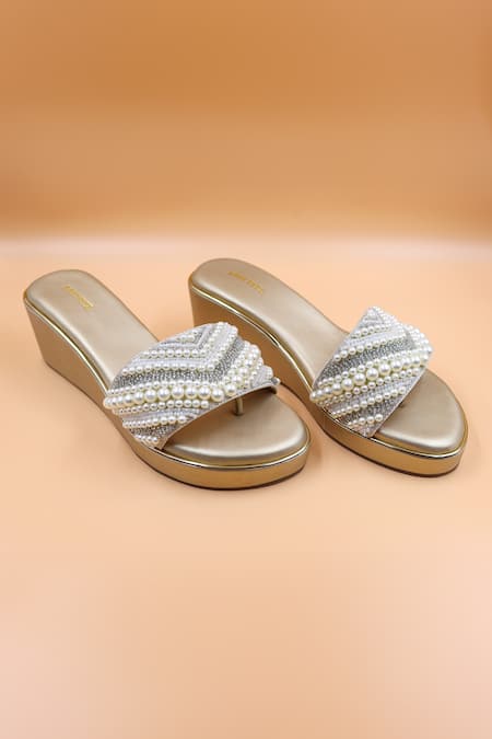 Foot Fuel Gold Bead Angel Embellished Wedges 