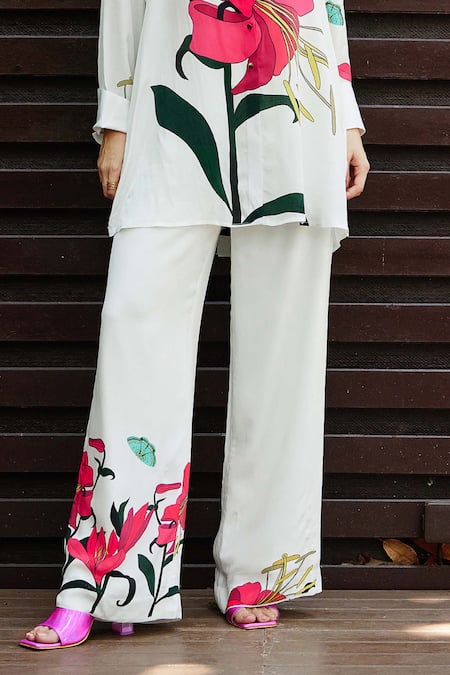 Nautanky White Crepe Embroidery Collared Repose Floral Print Shirt With Pant Online at Aza Fashions Nautanky_White Crepe Embroidery Collared Repose Floral Print Shirt With Pant _Online_at_Aza_Fashions