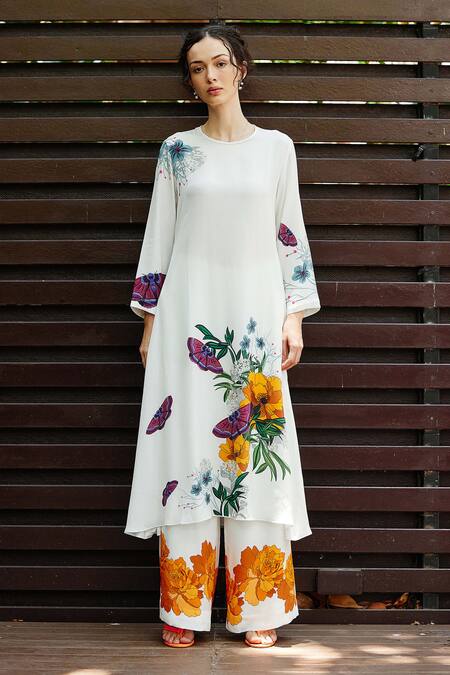 Nautanky_White Crepe Embroidery High Neck Rosette Print Kurta Pant Set _Online_at_Aza_Fashions