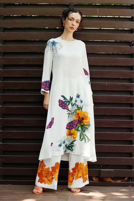 Buy_Nautanky_White Crepe Embroidery High Neck Rosette Print Kurta Pant Set _Online_at_Aza_Fashions