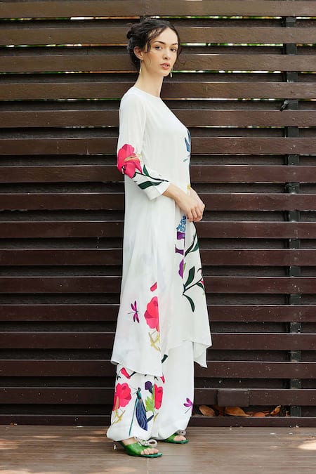 Buy_Nautanky_White Crepe High Neck Plum Printed Kurta With Straight Pant _Online_at_Aza_Fashions