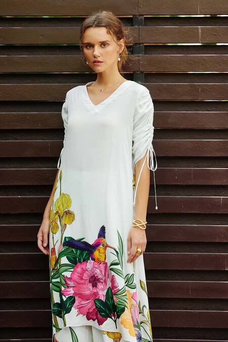 Shop_Nautanky_White Crepe V-neck Flourish Printed Asymmetric Kurta And Pant Set 