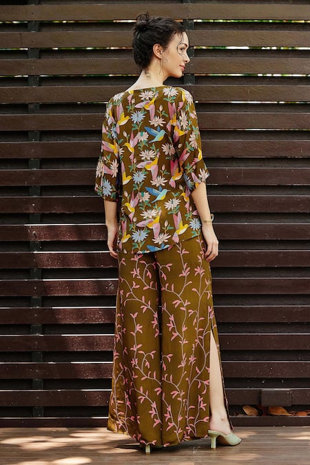 Shop Nautanky Green Crepe V-neck Aviary Printed Boxy Tunic With Pant at Aza Fashions Shop_Nautanky_Green Crepe V-neck Aviary Printed Boxy Tunic With Pant _at_Aza_Fashions