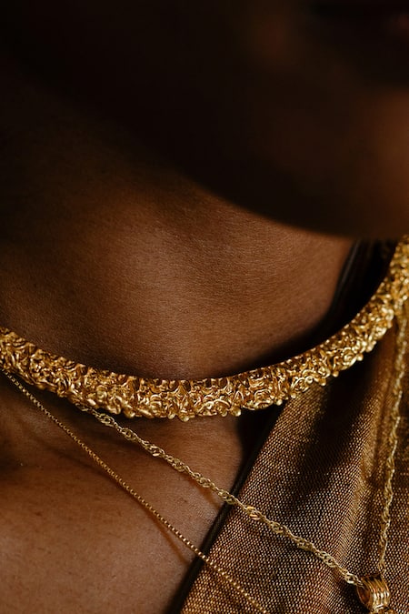 Buy_Arvino_Gold Plated Pratapgari Textured Hasli _Online_at_Aza_Fashions