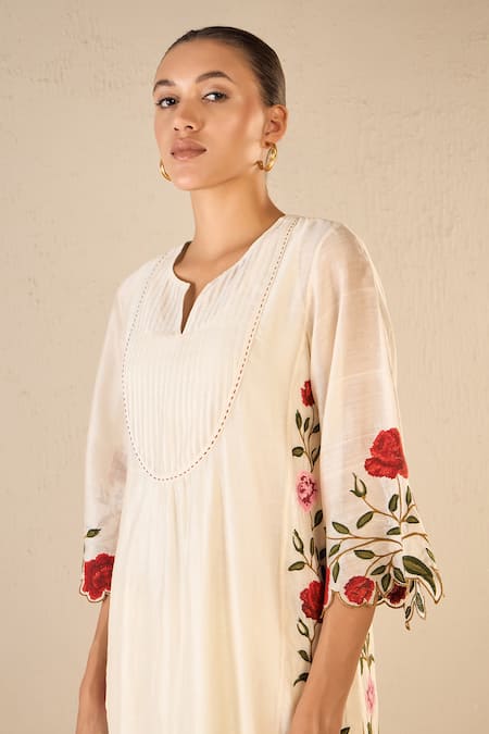 Buy Shivani Bhargava Ivory Chanderi Embroidery Split V-neck Rose Shine Kurta Online at Aza Fashions Buy_Shivani Bhargava_Ivory Chanderi Embroidery Split V-neck Rose Shine Kurta _Online_at_Aza_Fashions