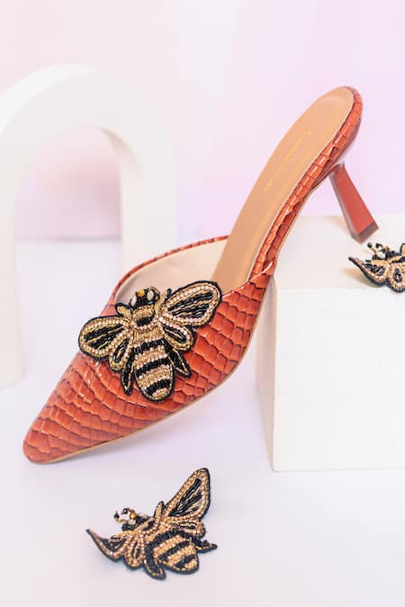Urbansway Bee Clip Embellished Mule Heels 