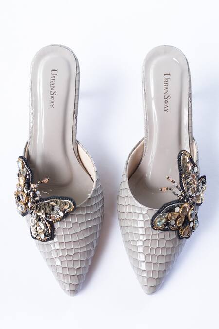 Urbansway_Grey Snake Texture Butterfly Clip Mule Heels _Online_at_Aza_Fashions
