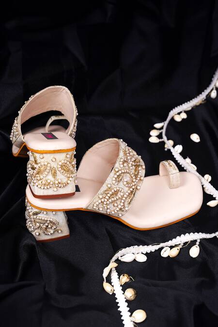 Kasually Klassy_Ivory Pearls, Zari Lustre Embroidered Kolhapuri Heels_Online_at_Aza_Fashions