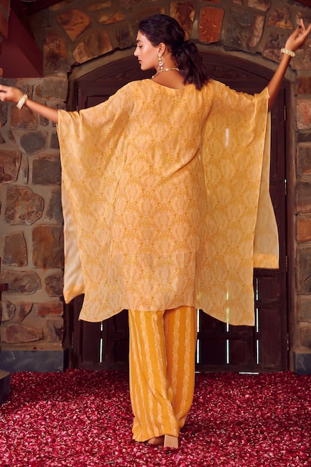 Ritika Verma Haniya Bird Print Kaftan With Pant 