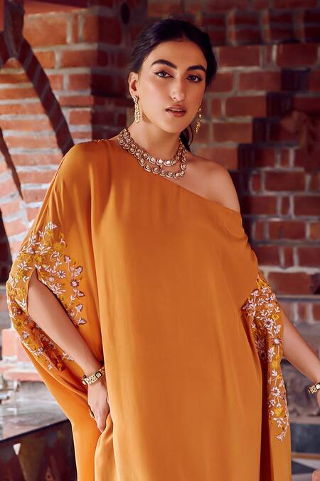 Buy_Ritika Verma_Yellow Kaftan Crepe Embroidered Thread One-shoulder Fiza Floral Pant Set _Online_at_Aza_Fashions