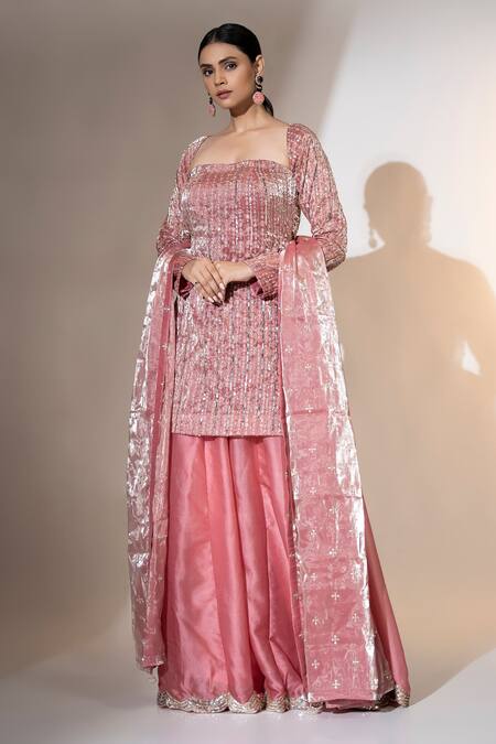 Ellemora Fashions_Pink Tissue Sequins Square Neck Rose Bliss Embellished Kurta Palazzo Set _Online_at_Aza_Fashions