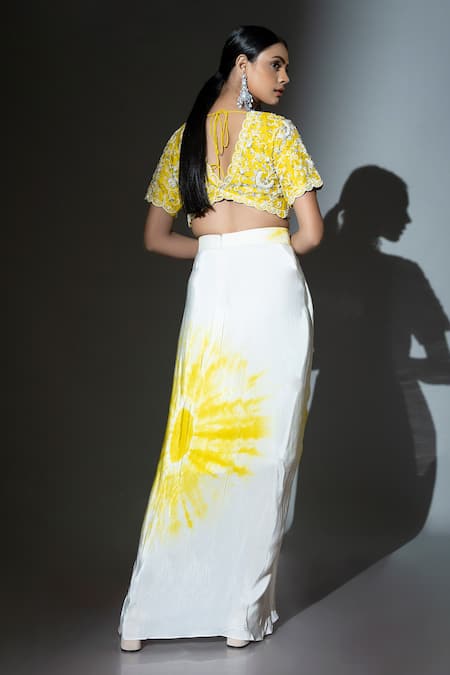 Shop_Ellemora Fashions_Yellow Upada Hand Embroidery Floral Plunge Sunshine Tie-dye Delight Skirt Set _at_Aza_Fashions