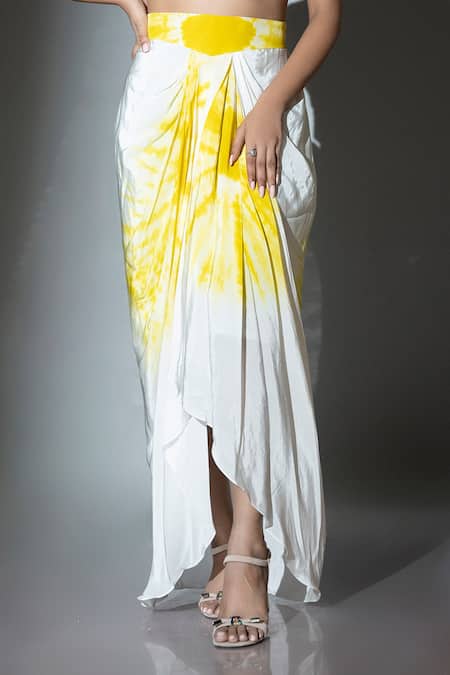 Shop_Ellemora Fashions_Yellow Upada Hand Embroidery Floral Plunge Sunshine Tie-dye Delight Skirt Set _Online_at_Aza_Fashions