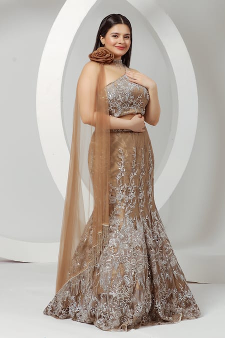 Ellemora Fashions Gold Net Sequins, Cut Work One Shoulder Embroidered Fishcut Lehenga Set at Aza Fashions Ellemora Fashions_Gold Net Sequins, Cut Work One Shoulder Embroidered Fishcut Lehenga Set_at_Aza_Fashions