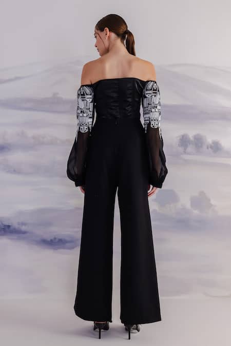 Shop Orthodox Black Crepe Solid Flared Trouser at Aza Fashions Shop_Orthodox_Black Crepe Solid Flared Trouser _at_Aza_Fashions