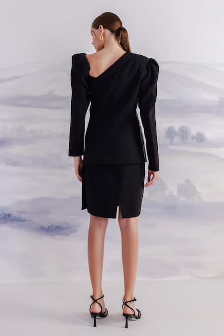 Shop Orthodox Black Banana Crepe Embroidered Thread One-shoulder Blazer at Aza Fashions Shop_Orthodox_Black Banana Crepe Embroidered Thread One-shoulder Blazer _at_Aza_Fashions