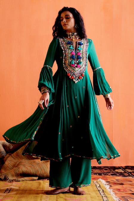Buy_Karishma Khanduja Bareilly_Green Georgette Beads, Sequins, Embroidery Geometric Anarkali And Flared Pant Set 