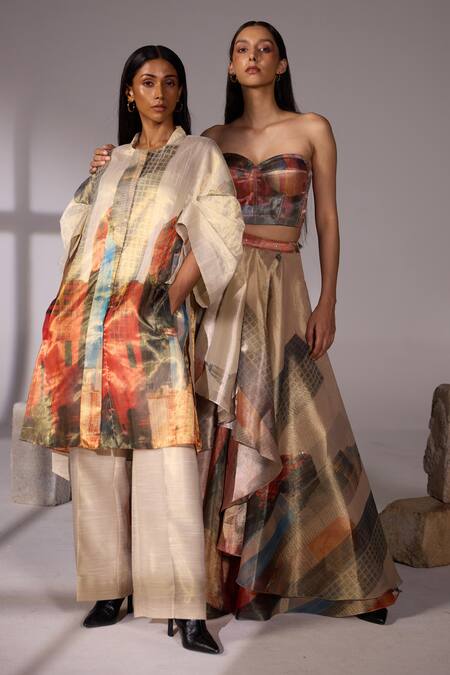 Buy_Jyoti Sachdev Iyer_Gold Organza, Tissue Sweetheart Neck New York Print Draped Skirt With Corset _Online_at_Aza_Fashions