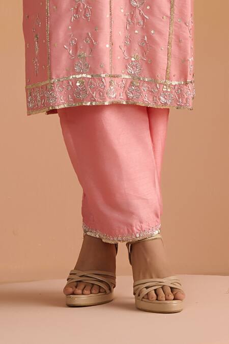 Shop OHH CROW Pink Silk, Cotton Sequins, Diamonds, Zari, Embroidery V-neck Kurta Pant Set Online at Aza Fashions Shop_OHH CROW_Pink Silk, Cotton Sequins, Diamonds, Zari, Embroidery V-neck Kurta Pant Set _Online_at_Aza_Fashions