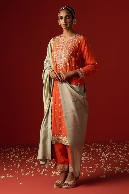 OHH CROW Hand Embroidered Sequins Kurta Pant Set 