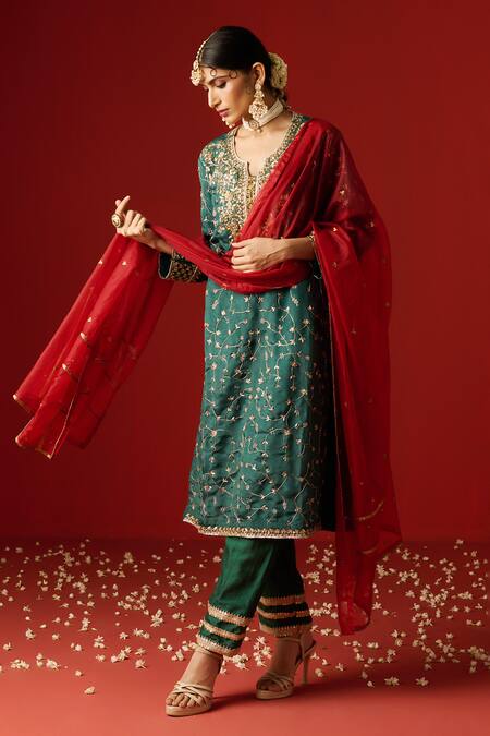 OHH CROW Green Silk, Cotton, Chiffon Sequins, Zari, Embroidery Split Hand Kurta Set at Aza Fashions OHH CROW_Green Silk, Cotton, Chiffon Sequins, Zari, Embroidery Split Hand Kurta Set _at_Aza_Fashions