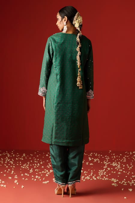 Shop OHH CROW Green Chanderi, Cotton, Silk Sequins, Diamonds, Zari, Embroidery Hand Kurta Set at Aza Fashions Shop_OHH CROW_Green Chanderi, Cotton, Silk Sequins, Diamonds, Zari, Embroidery Hand Kurta Set _at_Aza_Fashions